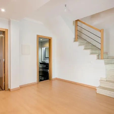 Joivy Elegant W Dual Pools In بيت للعطل كارناكسيد