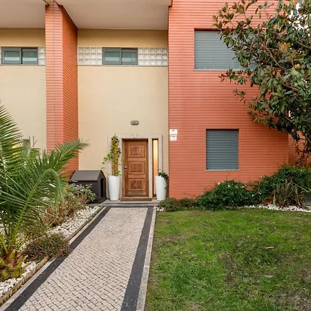 Joivy Elegant W Dual Pools In كارناكسيد